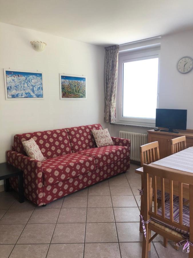 Appartamenti Penasa Renato Commezzadura Exteriör bild