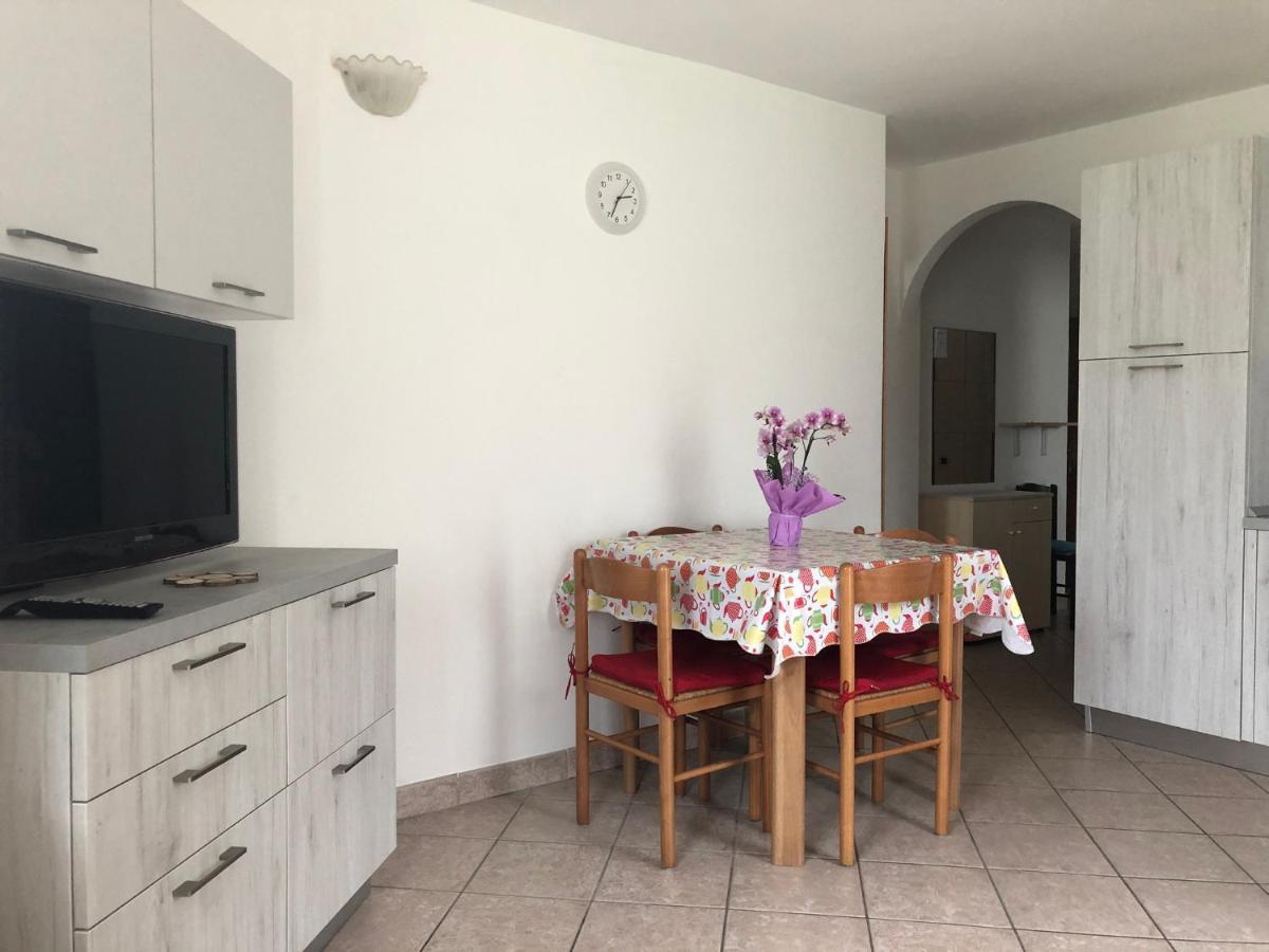 Appartamenti Penasa Renato Commezzadura Exteriör bild